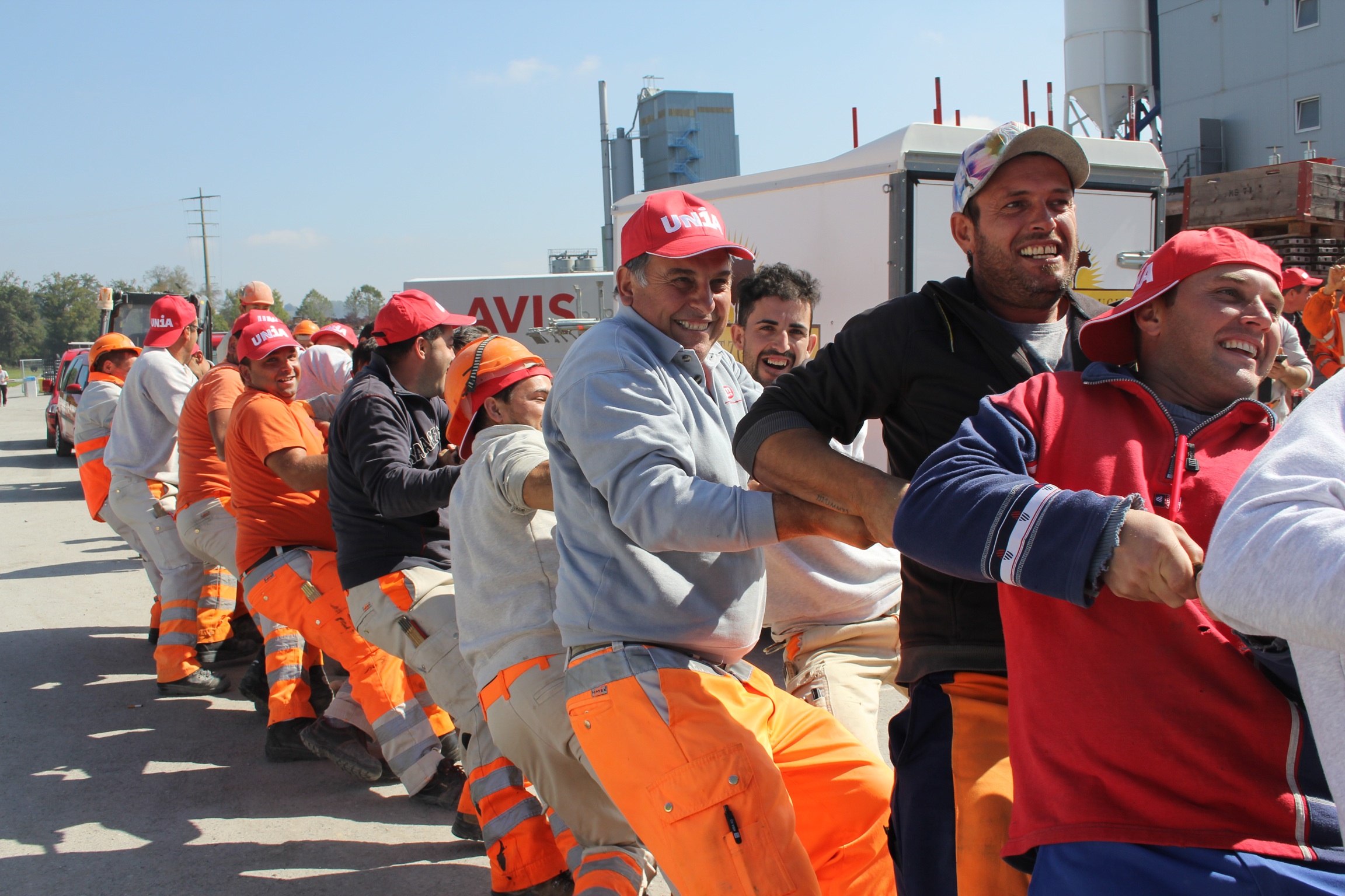 I lavoratori sono disposti a difendere il loro CNM