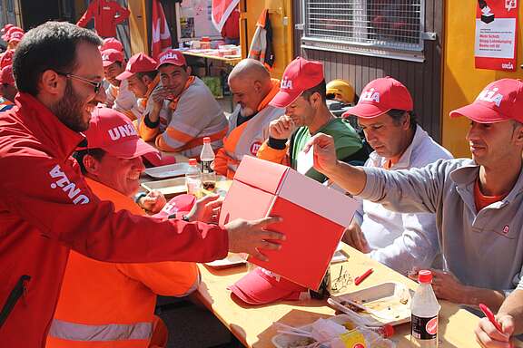«Giù le mani dalle pensioni» 