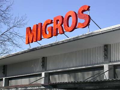 Enseigne Migros