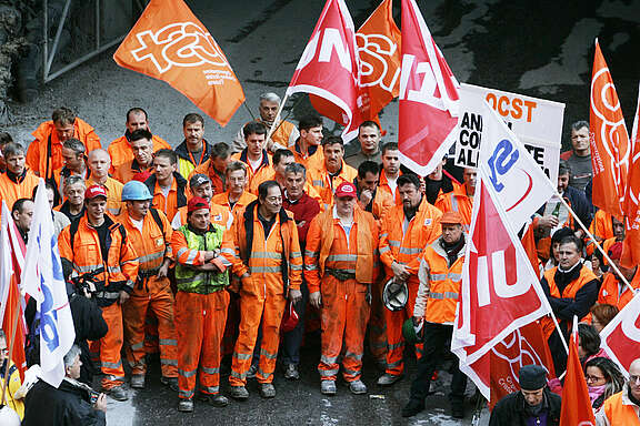 Streikende Mineure 2007 in Faido