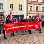Stricione al corteo del 1o Maggio a Bellinzona: 