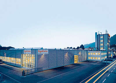 EgoKiefer tourne à plein régime.