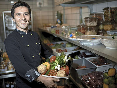 Koch in einer Küche