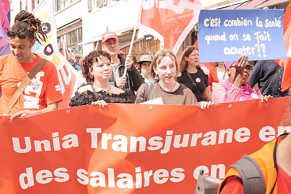 Manifestation d'Unia pour un salaire minimum dans le canton du Jura.