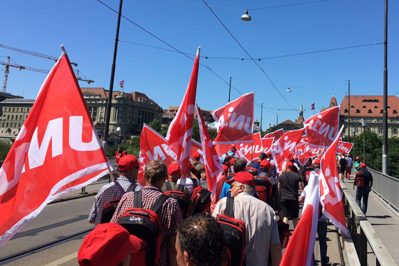Demo nach der Landsgemeinde 2017 auf der Kirchenfeldbrücke in Bern