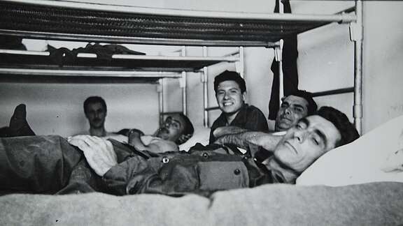 Un’immagine storica tratta dal documentario 