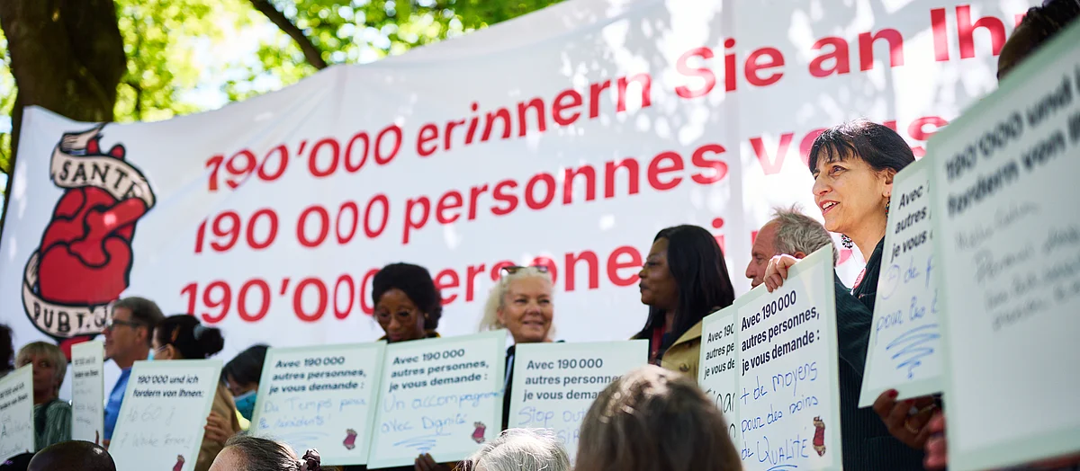 Les partis du centre et de droite bloquent la mise en œuvre de l'Initiative des soins