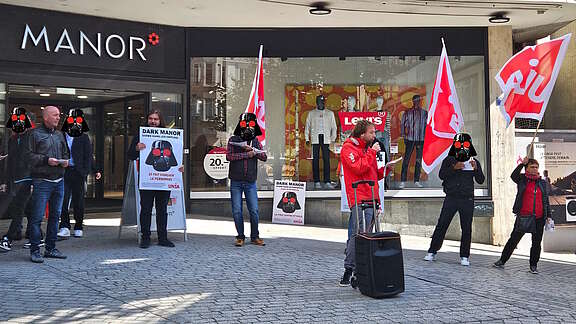Protestaktion vor einer Manor-Filiale in Lausanne am 14. September 