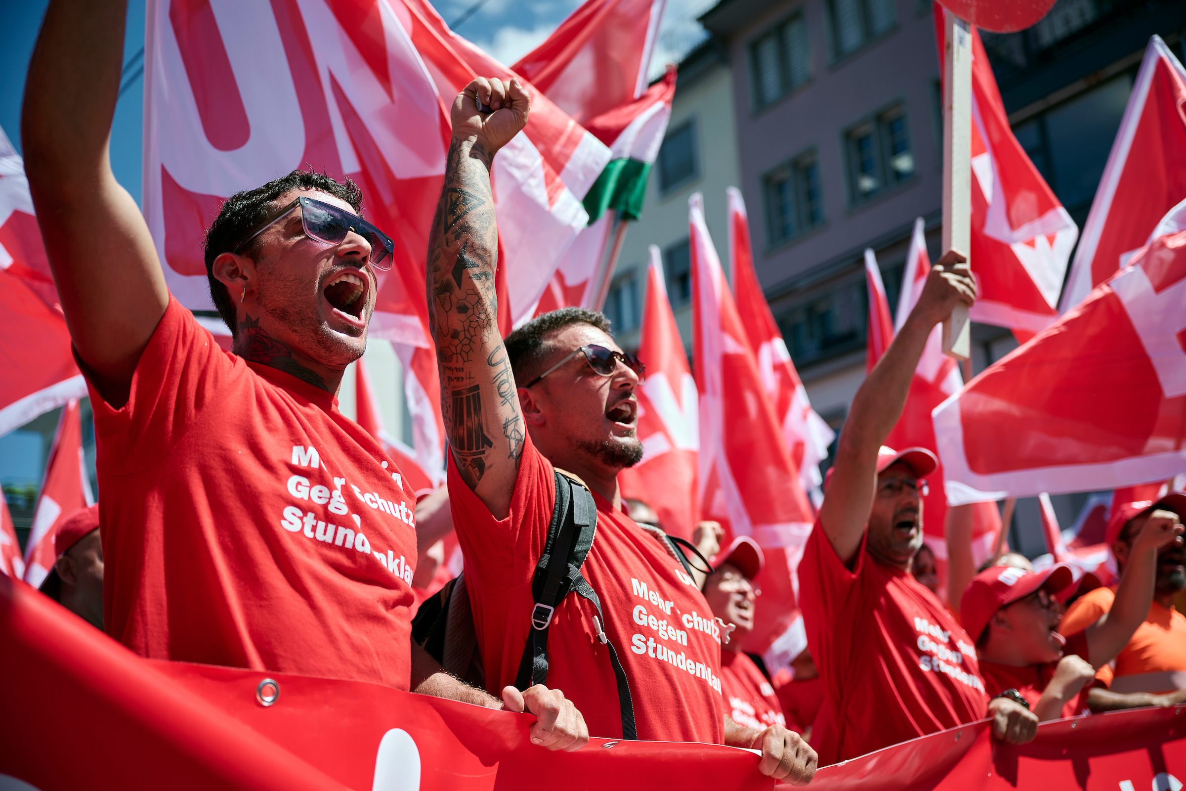 Bauarbeiter an der grossen Bau-Demo in Zürich im Juni 2022