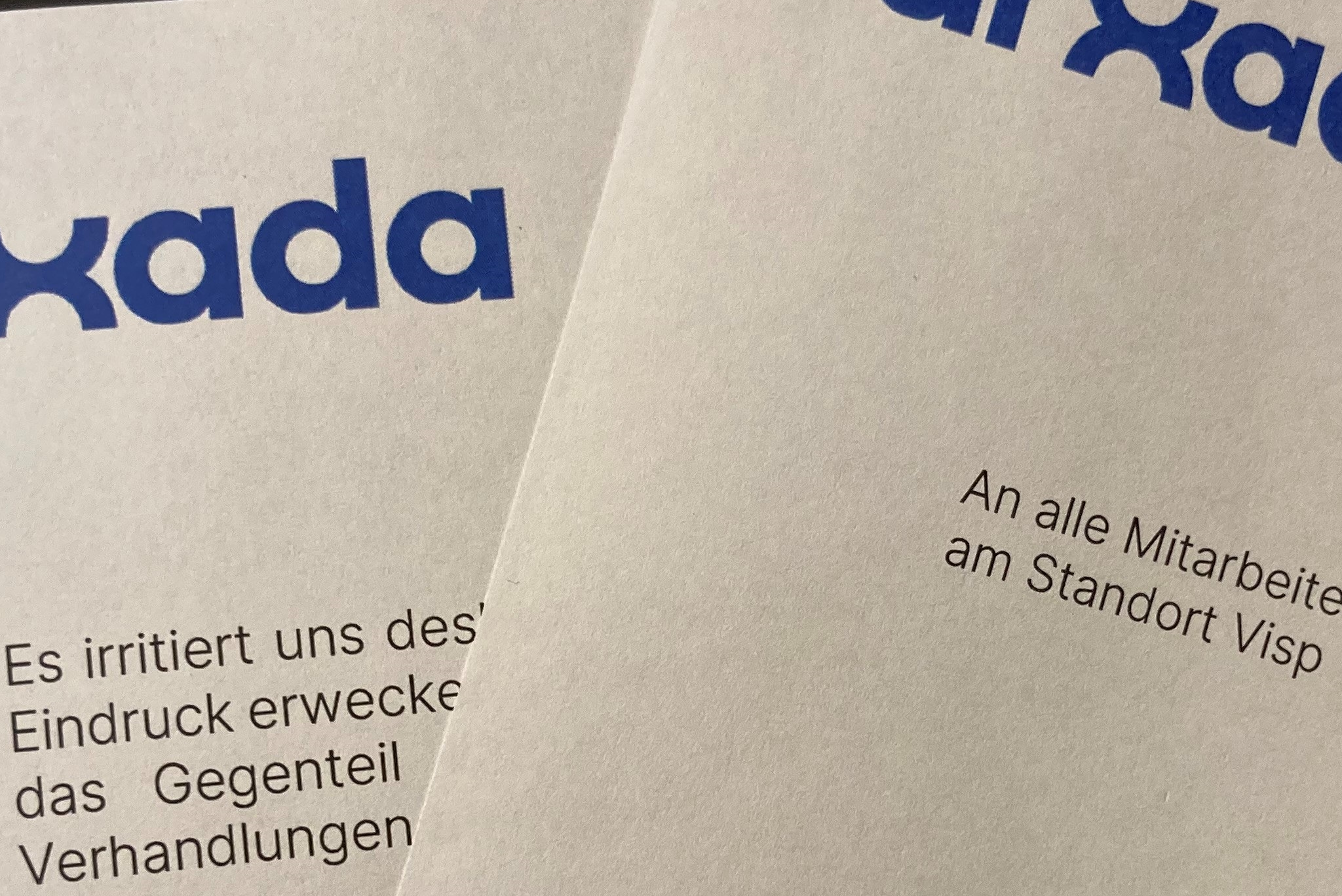 Foto des Briefes von Arxada an die Mitarbeitenden in Visp